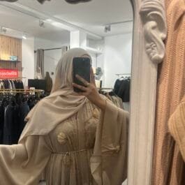 Abaya Naela